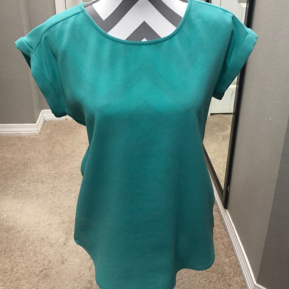 Express short sleeve top